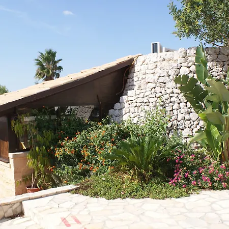 Aparthotel Messapia 4*