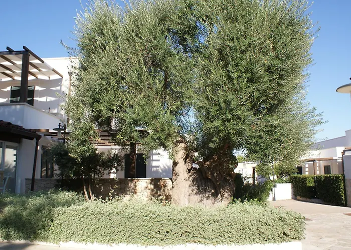 Aparthotel Messapia 4*