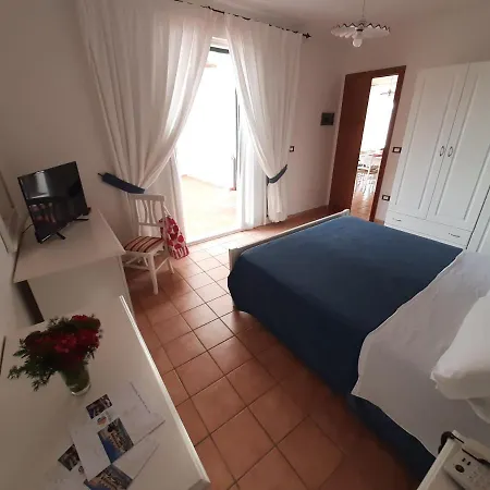 Messapia 2 4*